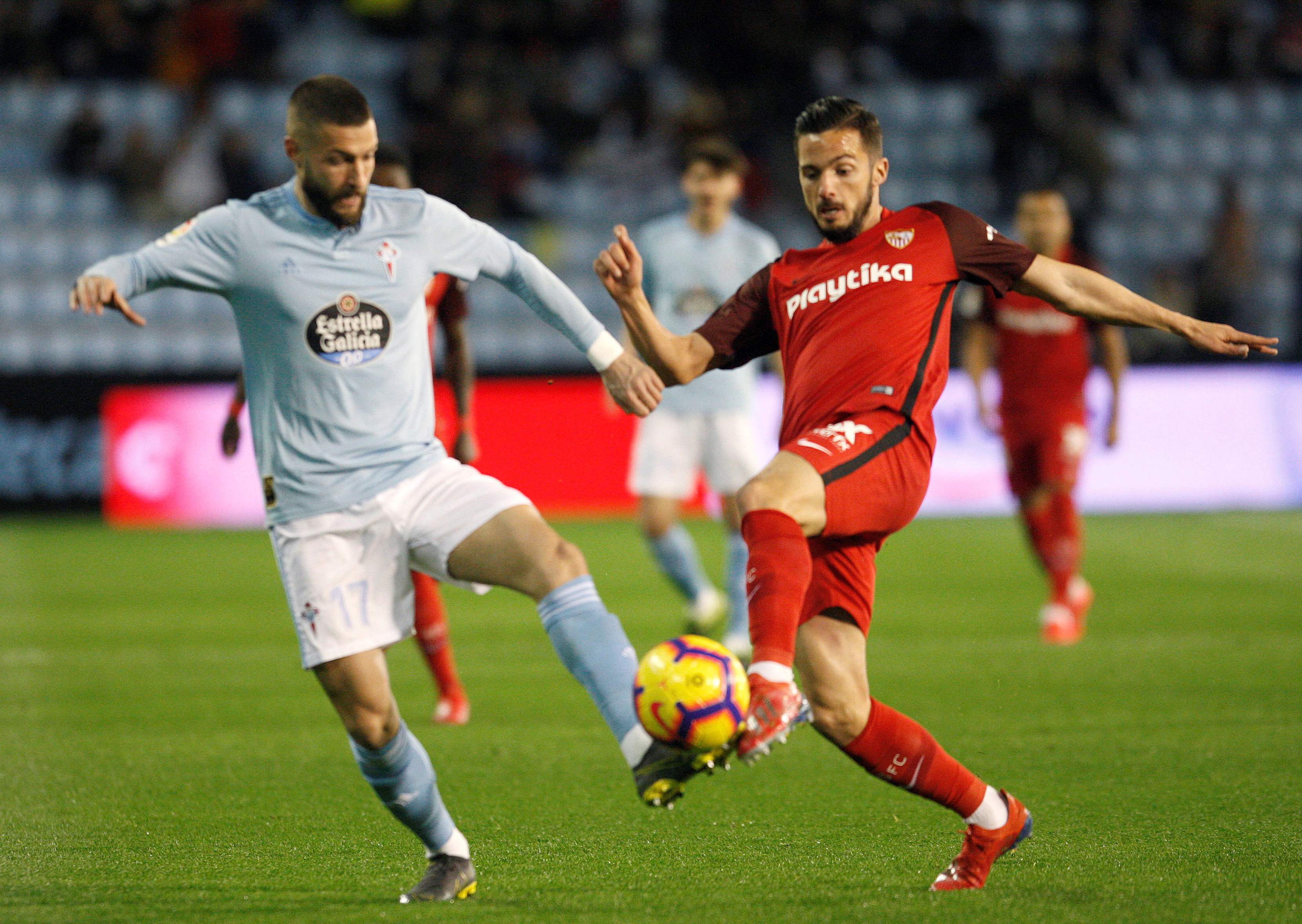 显示出相当 显示出相当